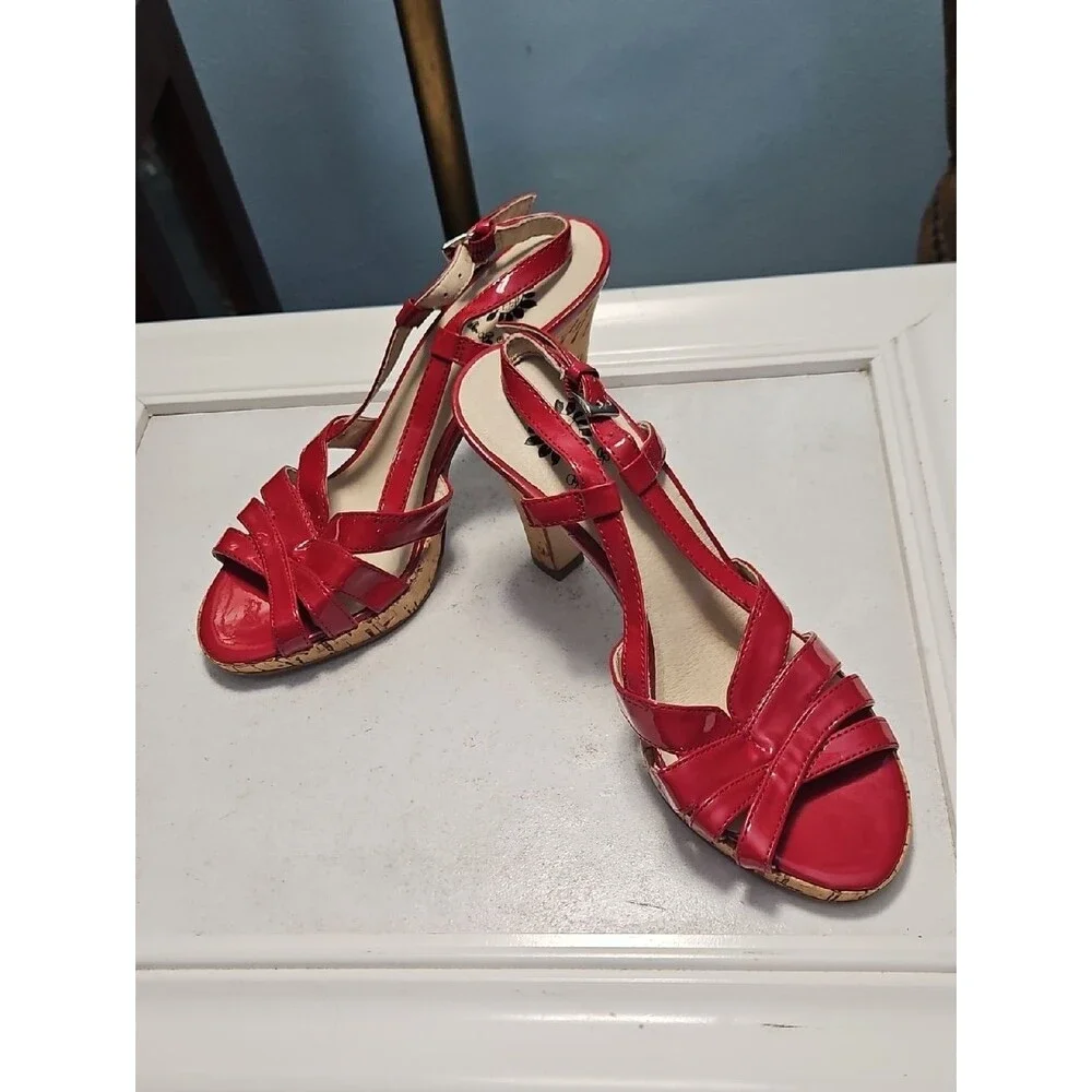 Yellow Box Laurie Red Patent Leather Cork Platform Sandals Size 6 - Picture 2 of 9